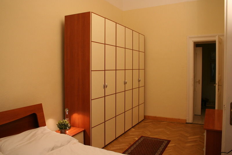 Walking Bed Budapest Hostel Eksteriør bilde